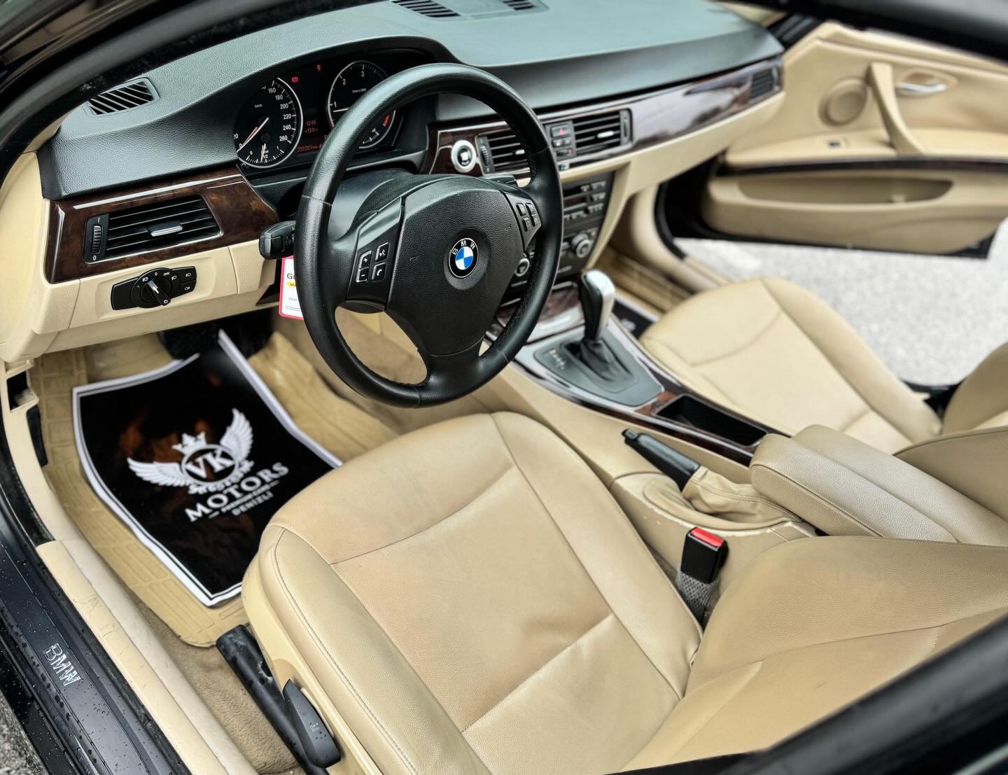 BMW 320d Premium iç görünüm