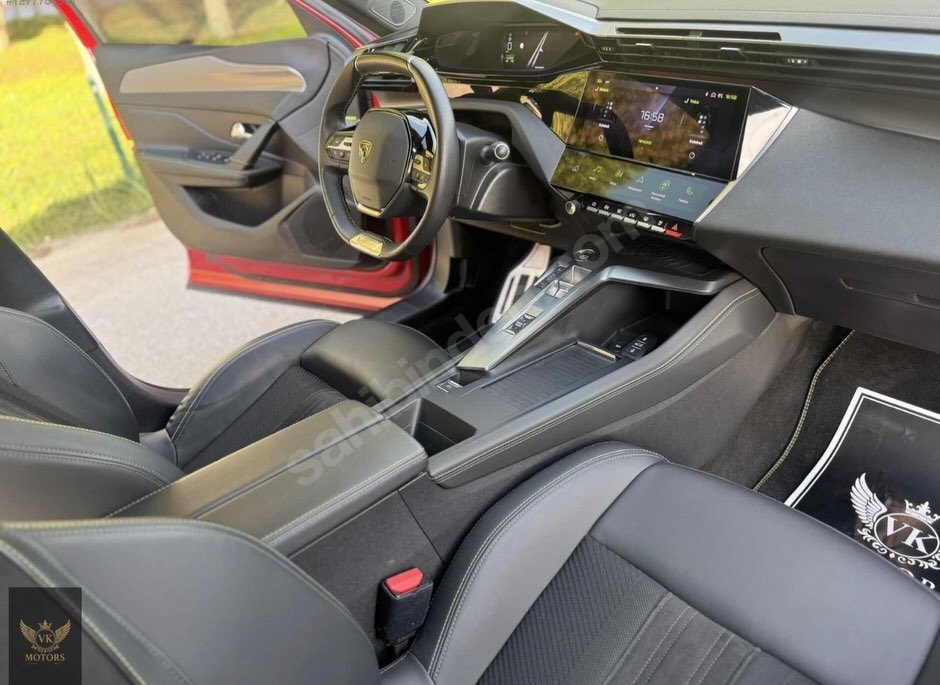 Peugeot 408 GT detay