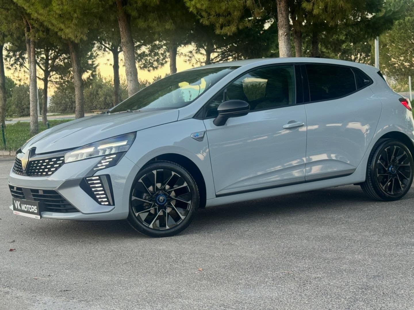 Renault Clio Esprit Alpine arka çeyrek