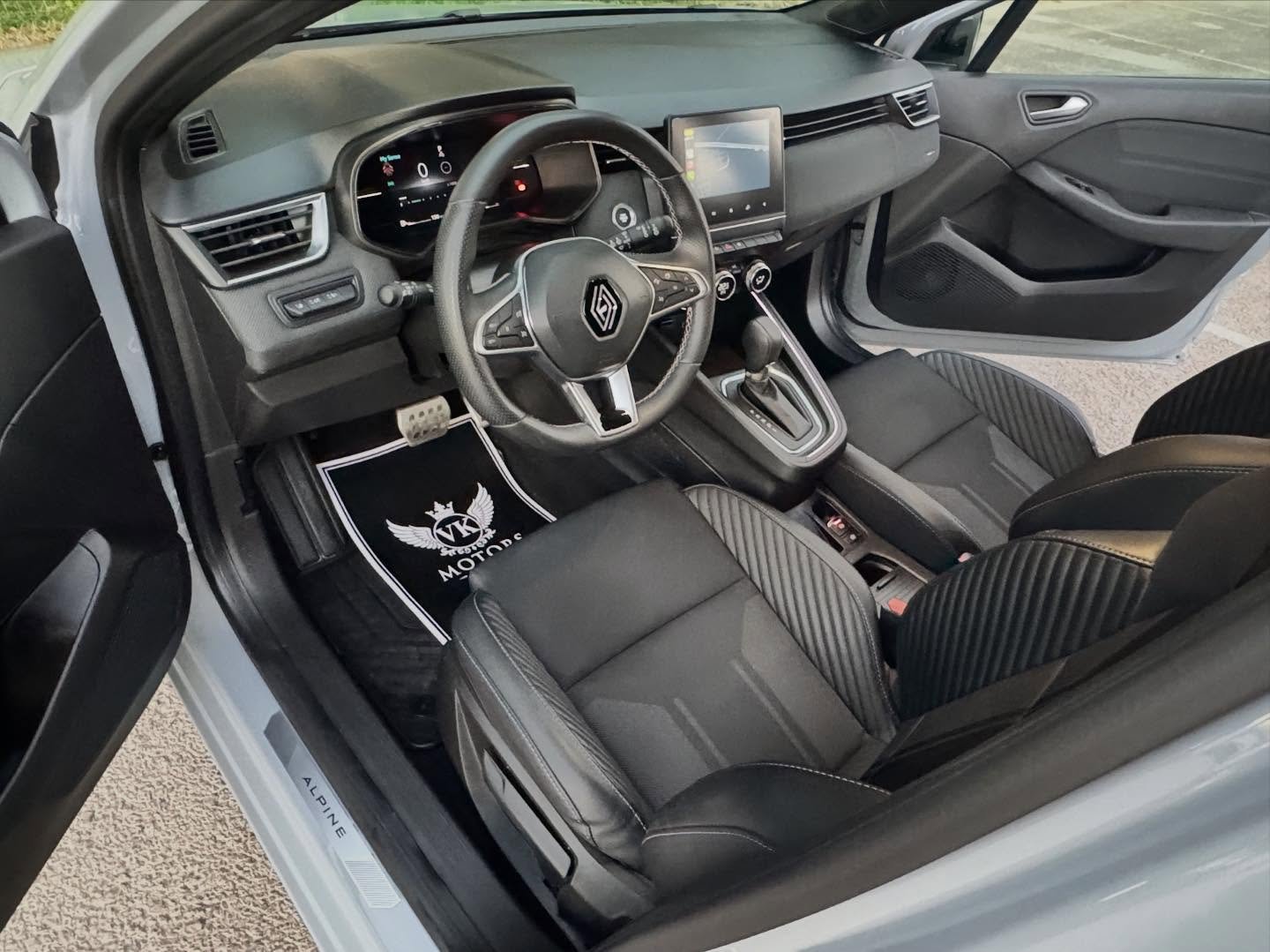 Renault Clio Esprit Alpine iç görünüm